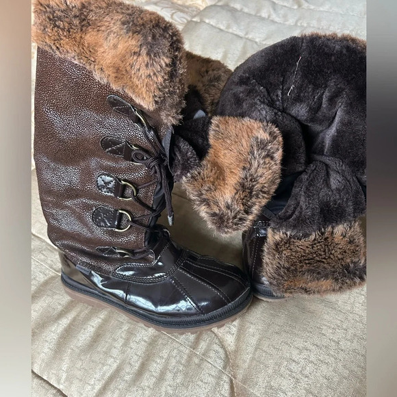Khombu Quechee Stingray Brown Faux Fur Waterproof Winter Snow Boots Size 9.5M - Picture 4 of 8